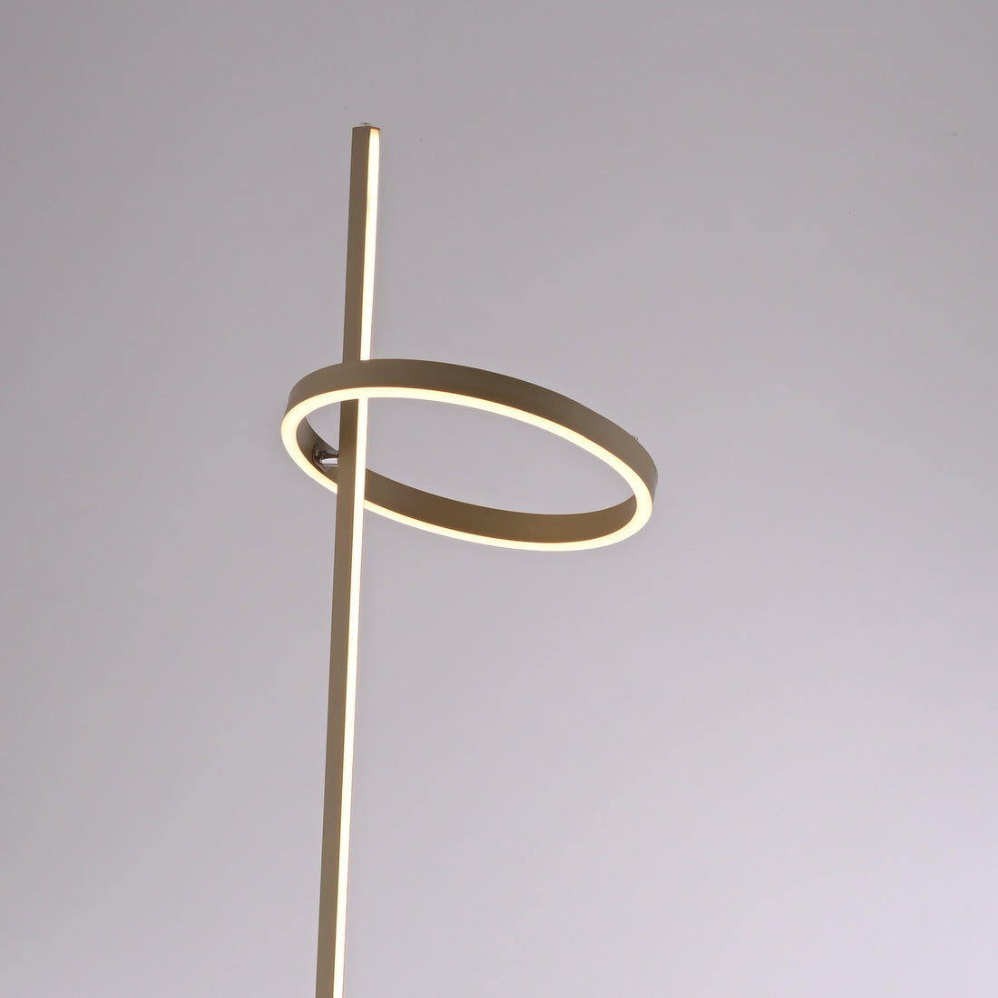 Lampadaire Ritus sable