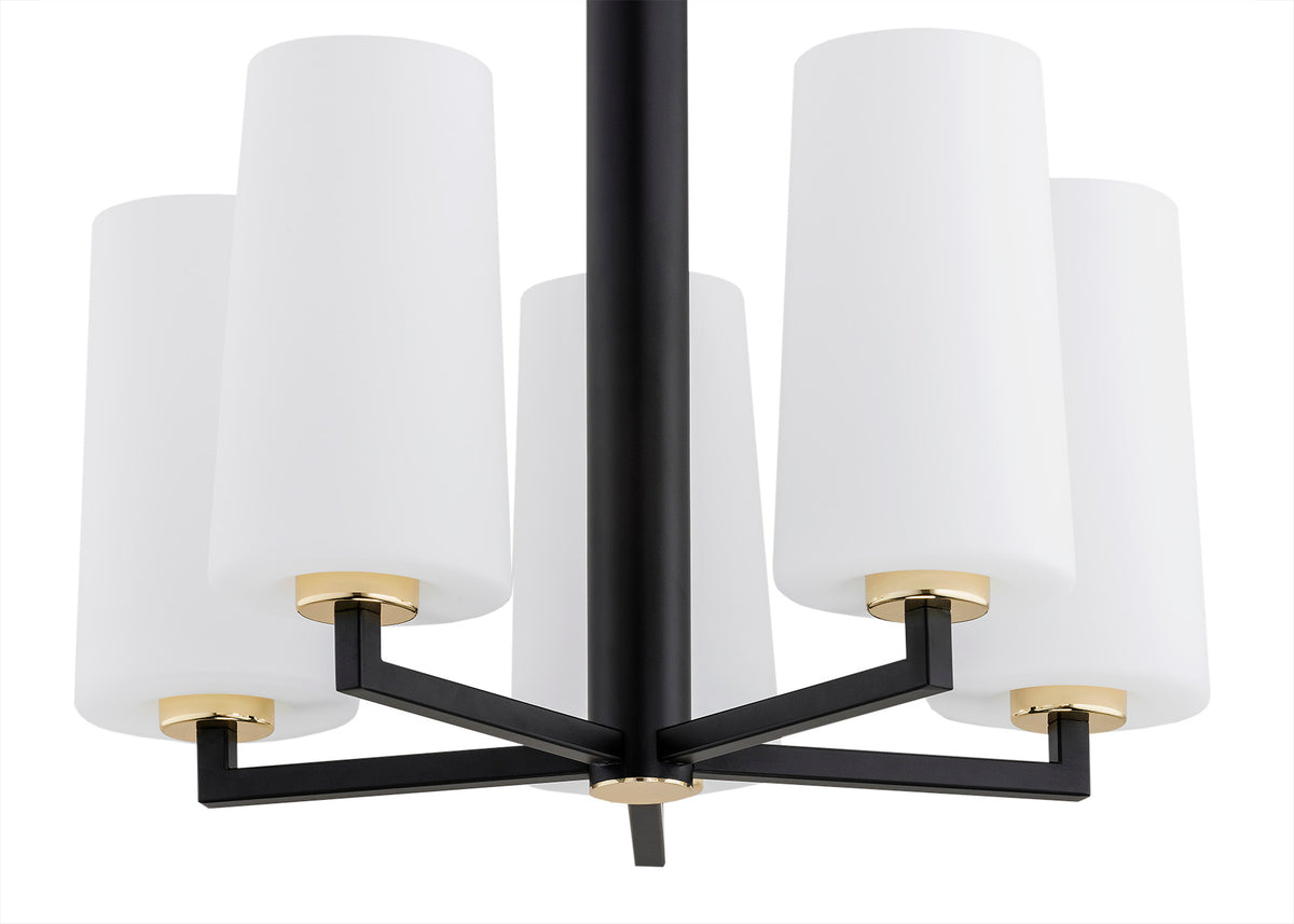 Détail des bras noirs et supports dorés tenant les abat-jours cylindriques blancs.