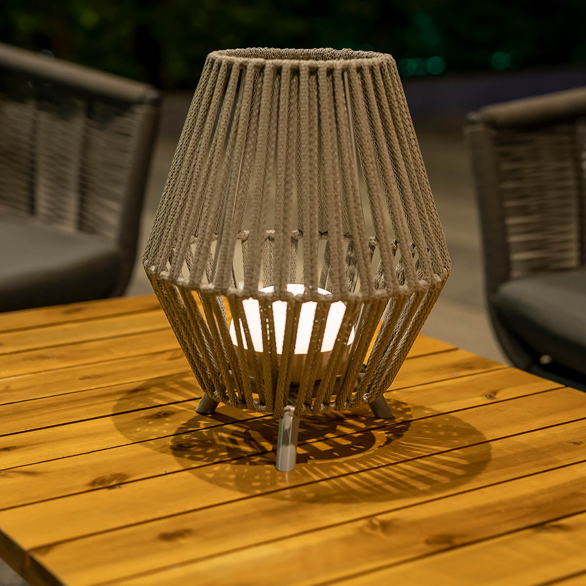 Lampe à poser sans fil Conta 30 en PVC recyclé