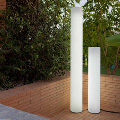 Lampadaires d'extérieur coloris blanc