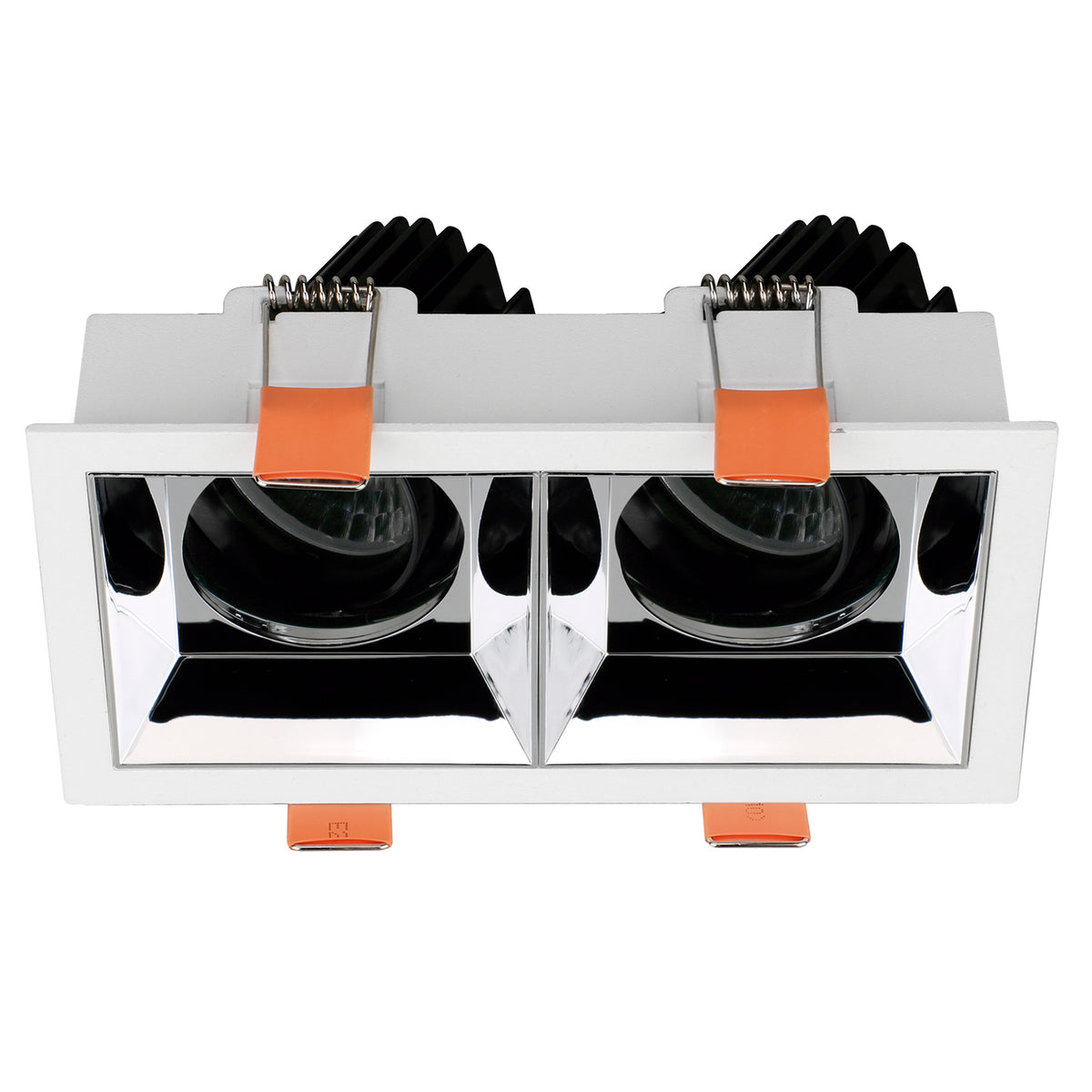 Vue frontale avec réflecteurs chromés et deux modules orientables noirs.