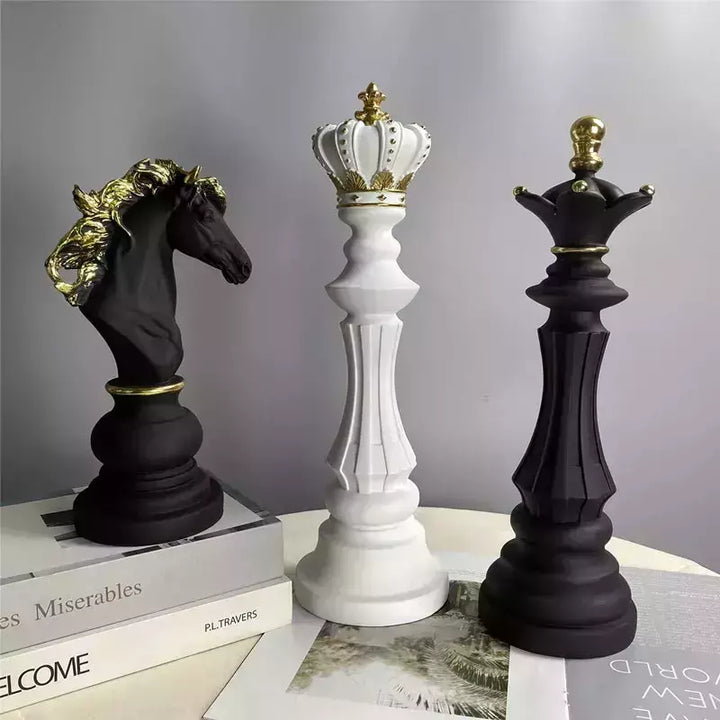 Vilead  Chess Pieces Figurines for Interior The Queen's Gambit Decor Office Living Room Home Decoration Modern Chessmen Gifts | Designix -     - https://designix.fr/