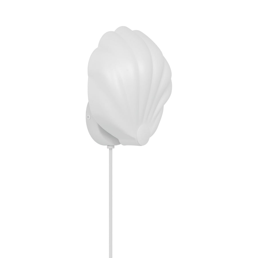 Vue de trois quarts arrière du luminaire coque blanche et de son câble