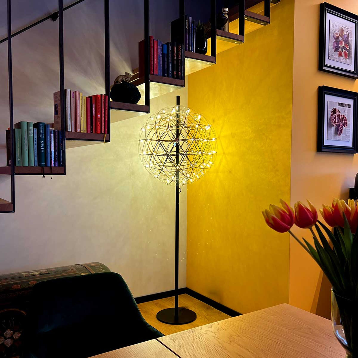 Lampadaire LED Atom, variateur tactile