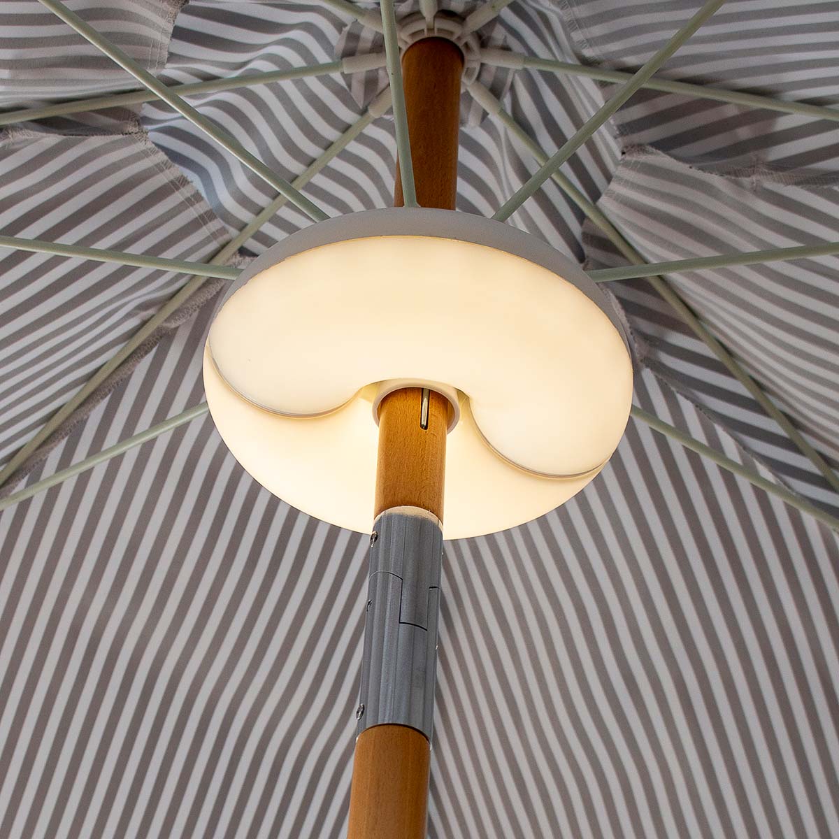 Lampe portative rechargeable Lima pour parasol