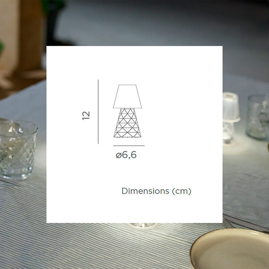 Schéma de dimensions indiquant douze centimètres de hauteur et six virgule six de diamètre