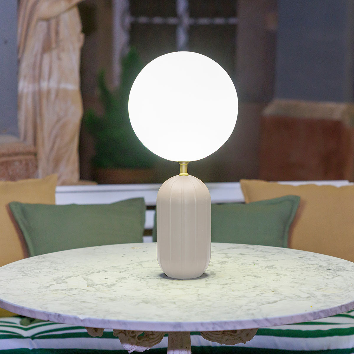 Lampe à poser Mónica 50, style Art déco