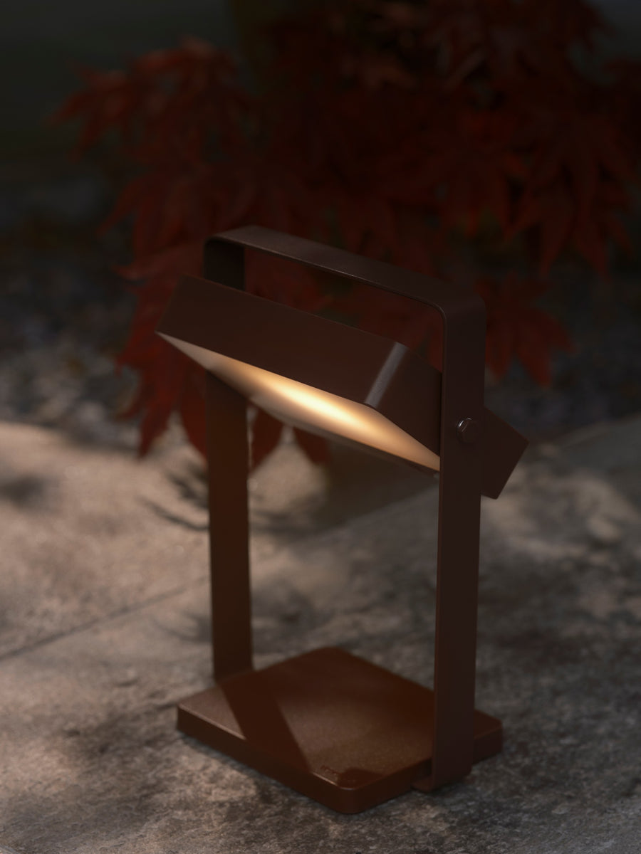 Lampe nomade d'extérieur LED Saulio solaire marron, IP44