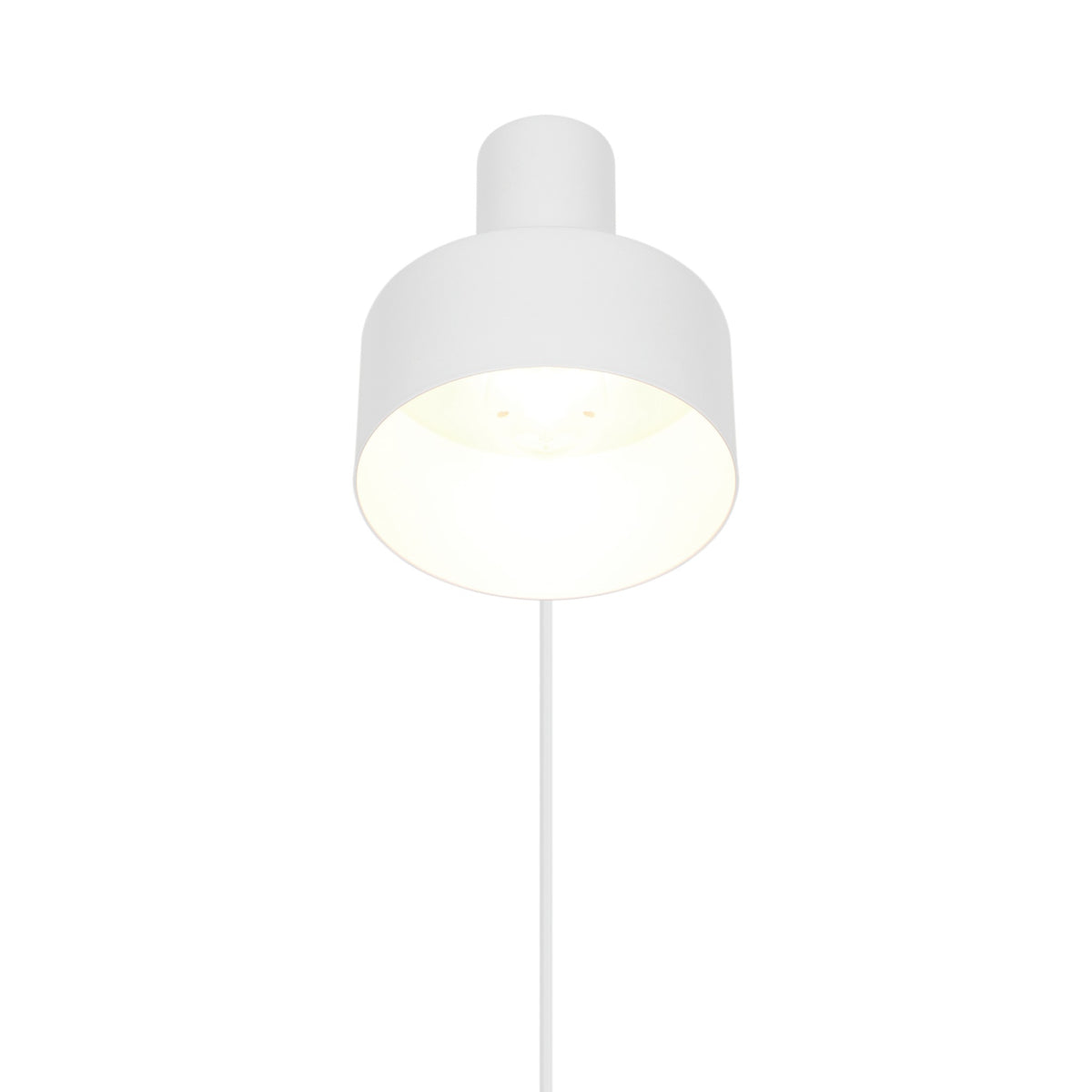 Vue de face de l'abat-jour cylindrique blanc allumé, câble électrique pendant