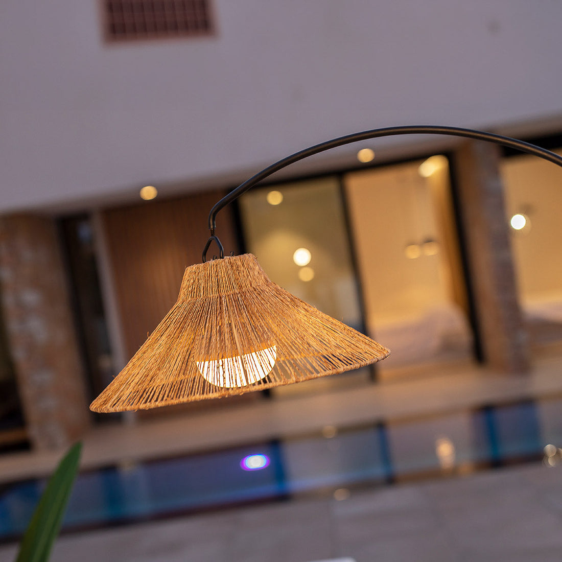 Lampadaire arqué sans fil Niza