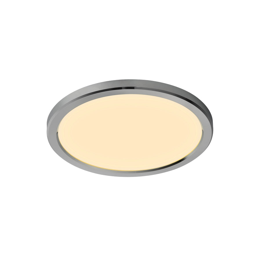 Trois quarts du plafonnier allumé en lumière blanche neutre, contour chromé fin