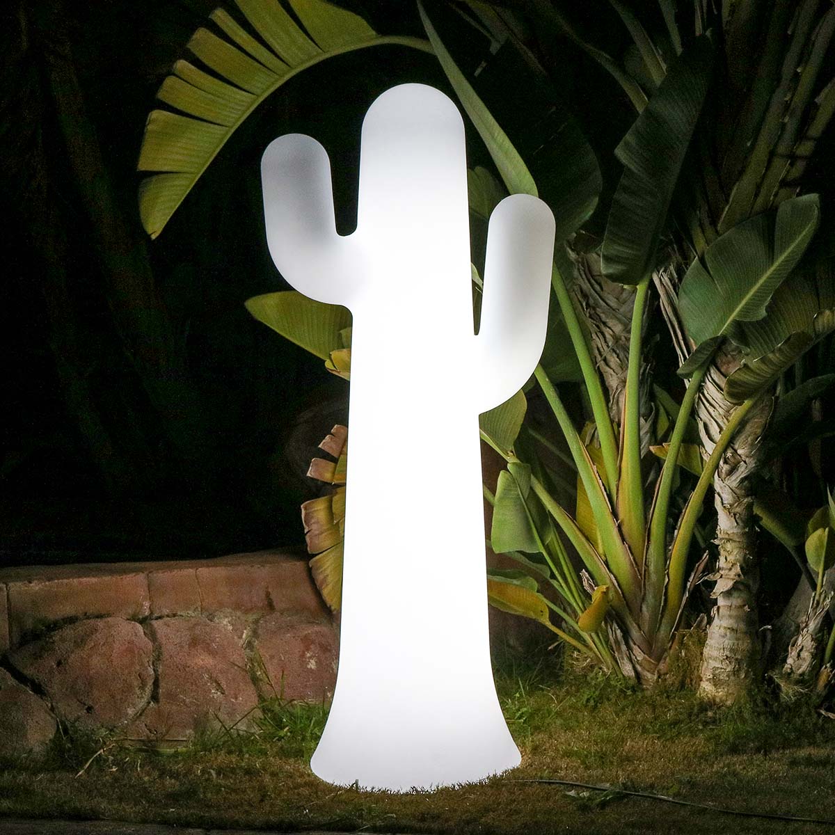 Lampadaire Pancho 140 en forme de cactus