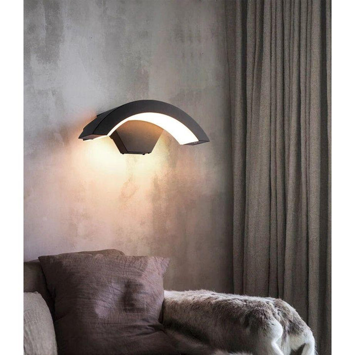 Lampe Extérieur avec Détecteur Design | SécuriLuxe | Designix - Applique murale extérieur    - https://designix.fr/