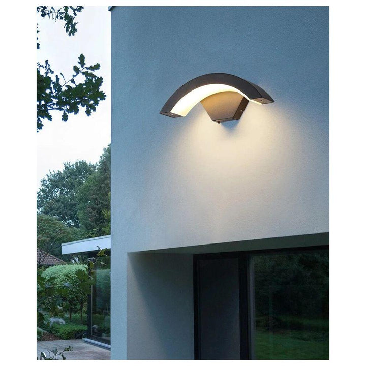 Lampe Extérieur avec Détecteur Design | SécuriLuxe | Designix - Applique murale extérieur    - https://designix.fr/