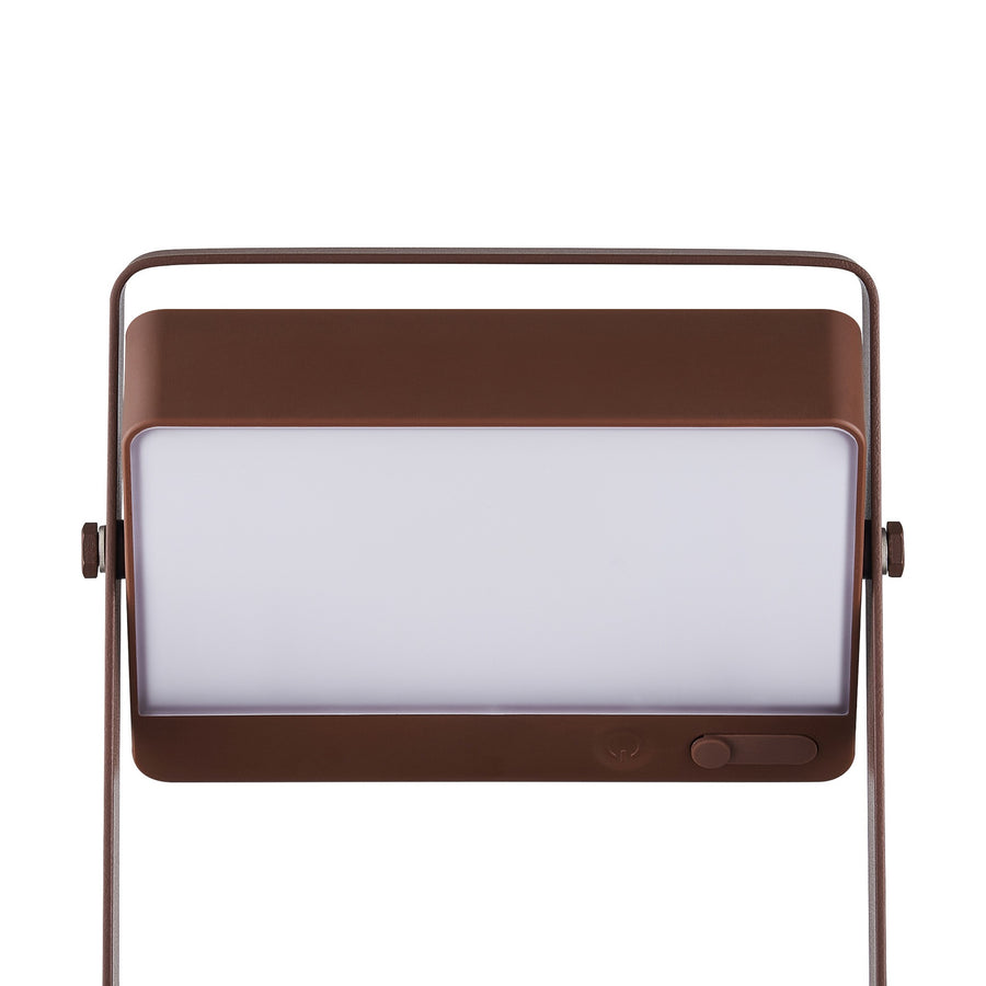 Détail du bandeau avant avec interrupteur, diode et diffuseur éteint