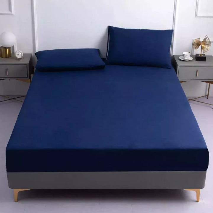 Drap-housse avec 2 taies d'oreiller | Designix -  Bleu foncé fixer 180x200x25cm - https://designix.fr/