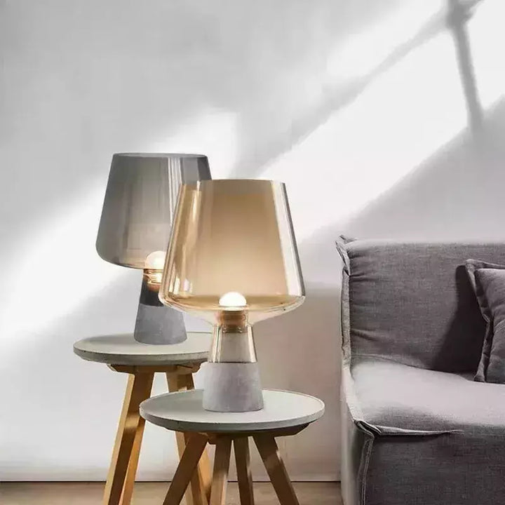 Lampe Art Deco Verre et Béton | Silhouette Urbaine | Designix - Lampe de chevet    - https://designix.fr/