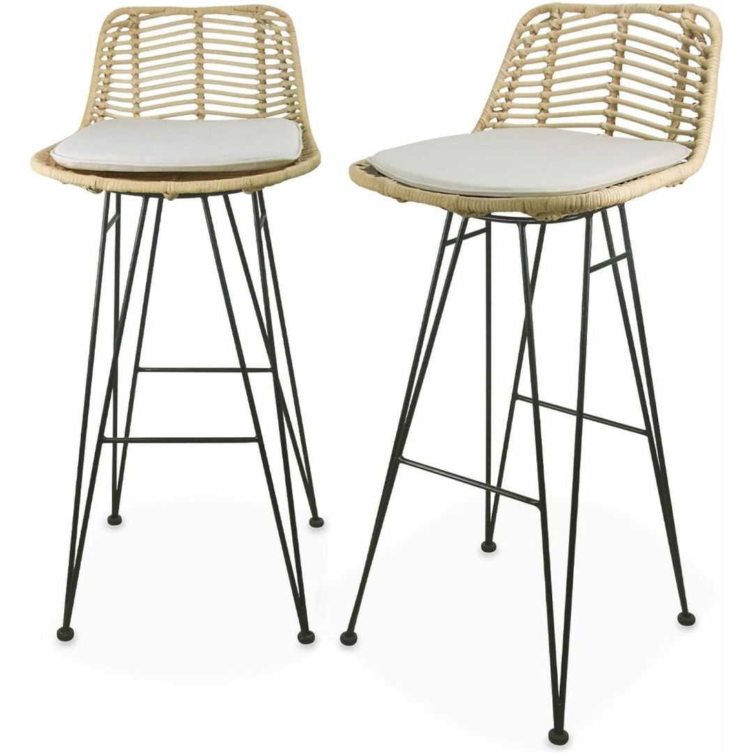 Alice'S Home - Deux Tabourets De Bar En Rotin Naturel Et Métal. Coussins Beige 75Cm- Cahya | Designix - Amazon    - https://designix.fr/