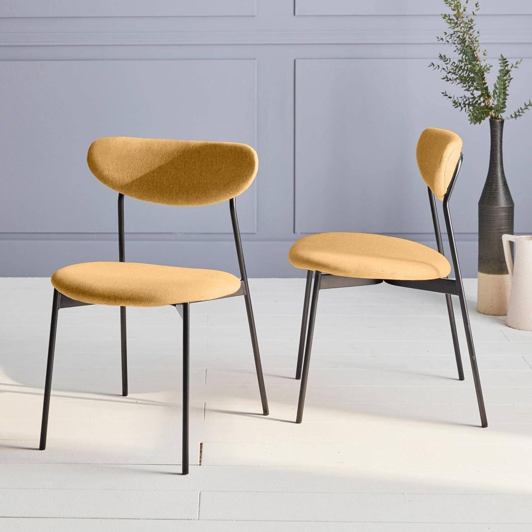 Alice'S Home - Lot De 2 Chaises - Arty - Scandinaves Et Vintage. Assise Et Dossier Moutarde. Pieds En Acier | Designix - Amazon    - https://designix.fr/