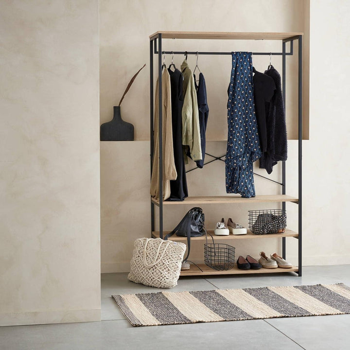 Alice'S Home - Dressing. Vestiaire. Portemanteau En Métal Noir Et Décor Bois. Loft. 3 Étagères. Une Barre De Penderie L 100 X L 40 X H 167Cm | Designix - Amazon    - https://designix.fr/