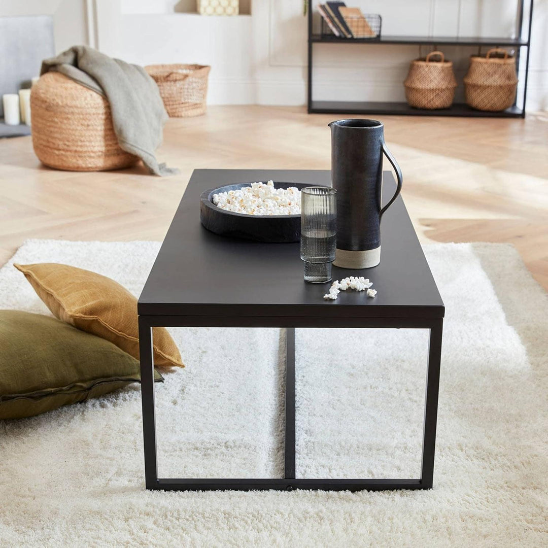 Alice'S Home - Table Basse Métal Noir 100X50X36Cm - Industrielle - Pieds En Métal. Design | Designix - Amazon    - https://designix.fr/