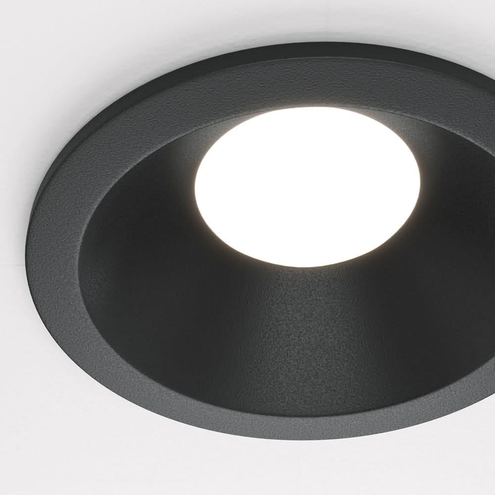 Zoom Spot noir