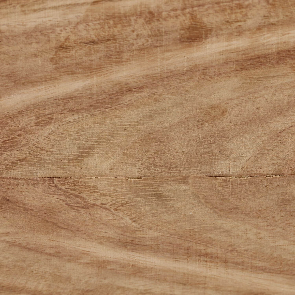 Détail de la finition, veinage et nœuds du panneau en bois de fixation