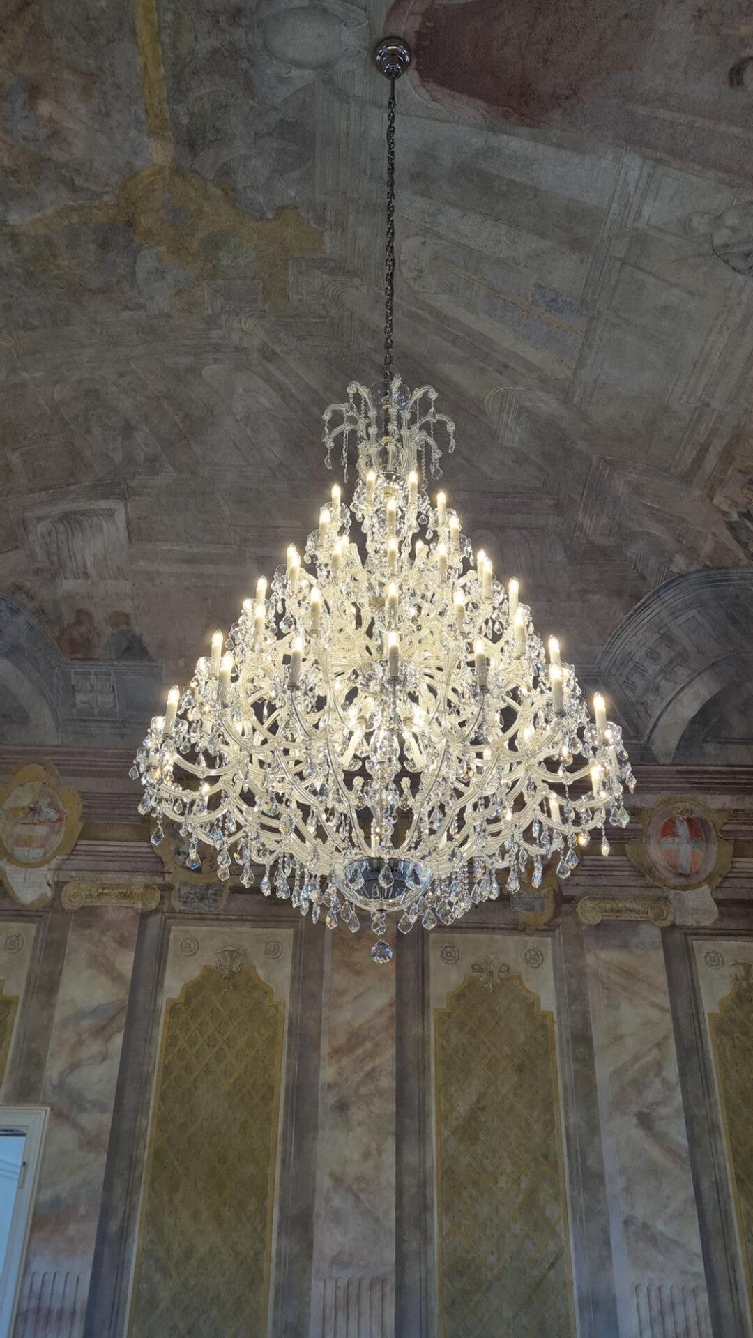 Lustre Marie-Therese