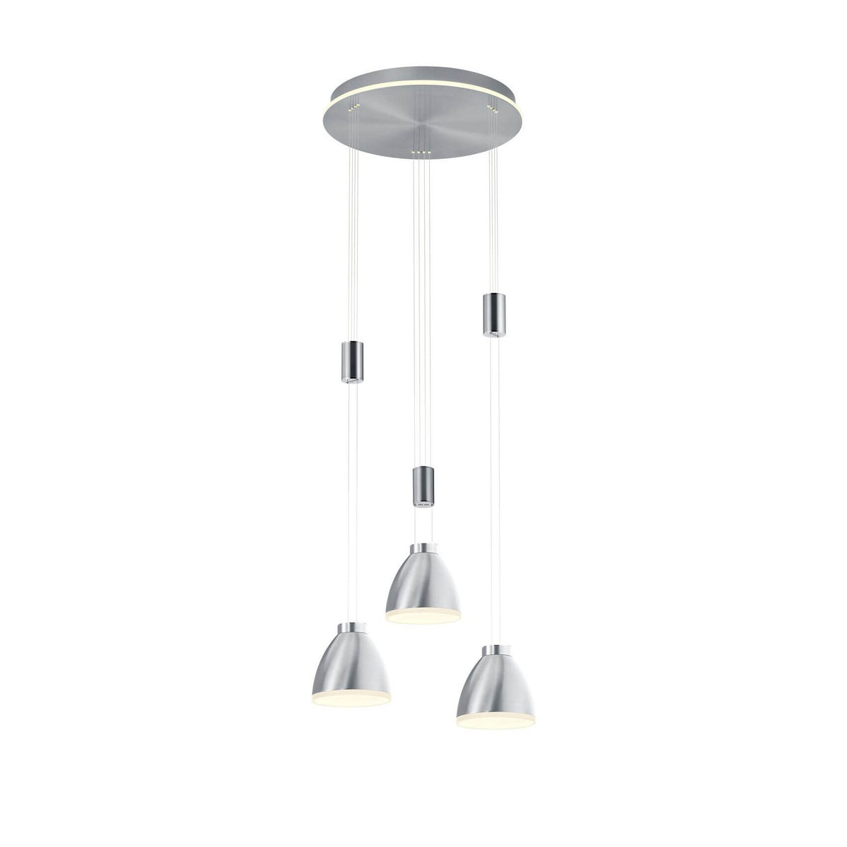 Vue d'ensemble de la suspension trois lumières avec sa platine ronde en nickel