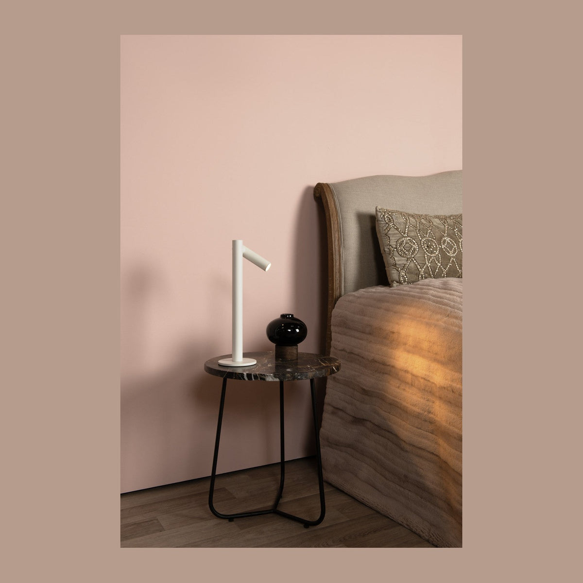 Lampe à poser Antrim blanche