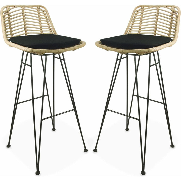 Alice'S Home - Deux Tabourets De Bar En Rotin Naturel Et Métal. Coussins Noirs - Cahya | Designix - Amazon    - https://designix.fr/