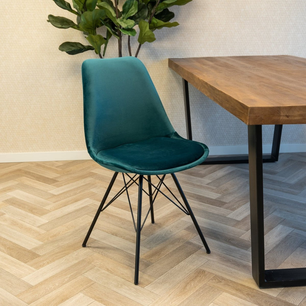 Chaise En Velours Bleu Profond Et Design Moderne | LORA - Designix