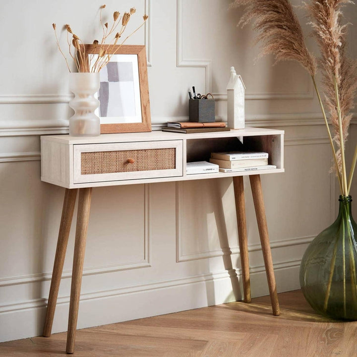 Alice'S Home - Console En Cannage 100X29X81Cm - Bohème - Blanc. 1 Tiroir.1 Espace De Rangement. Pieds Scandinaves Décor Bois. 1 Poignée | Designix - Amazon    - https://designix.fr/