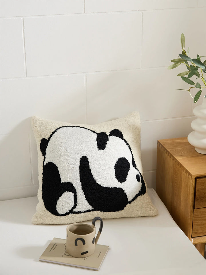 Taie d'oreiller tricotée en forme de panda mignon | Designix - Taies d'oreiller    - https://designix.fr/