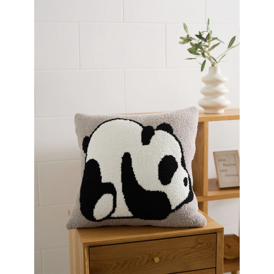 Taie d'oreiller tricotée en forme de panda mignon | Designix - Taies d'oreiller Gris Clair 45x45cm  - https://designix.fr/