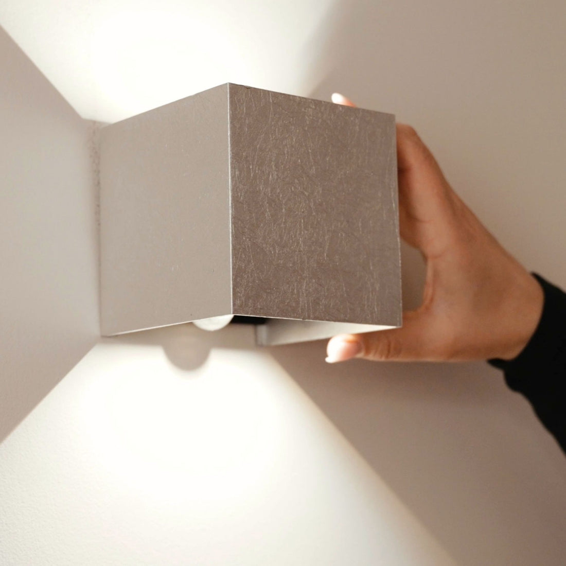 Applique murale LED Ixa, détecteur de mouvement