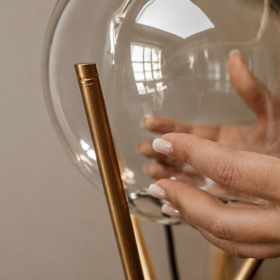 Lampe à poser trépied Orb Axis en verre