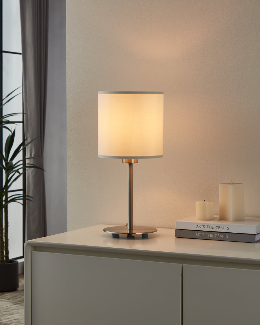 Lampe à poser Pasteri blanche, tissu