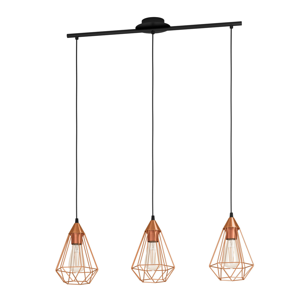 Vue d'ensemble du luminaire suspendu avec ses trois abat-jours géométriques en métal cuivré
