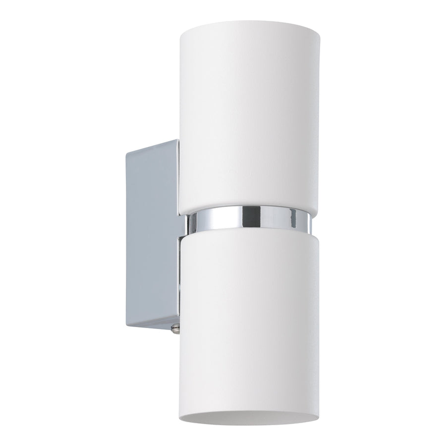 Autre angle du luminaire mural avec deux abat-jour cylindriques blancs et platine chromée