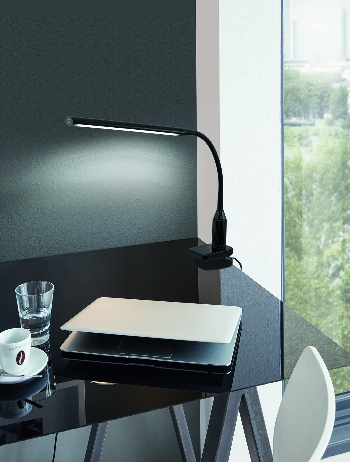 Lampe de bureau Laroa noire