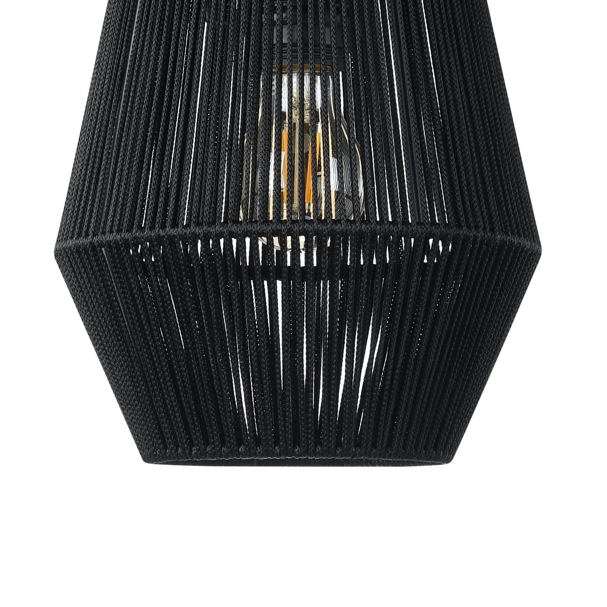 Détail de la finition en corde tressée noire et ampoule à filament visible