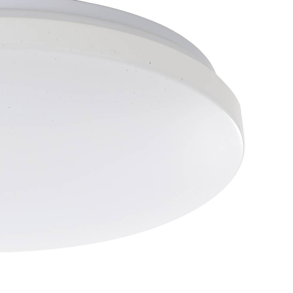 Détail du bord et de la finition du diffuseur blanc au rendu satiné