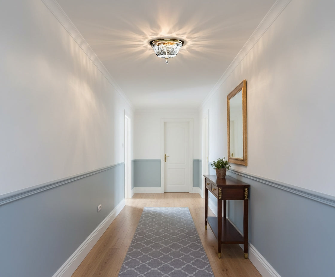 Mise en ambiance dans un couloir, lumière projetée en étoile au plafond.