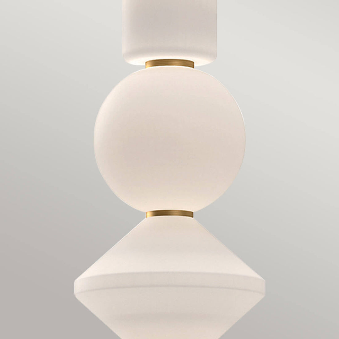 Suspension Bijou dorée vieillie et opale, verre