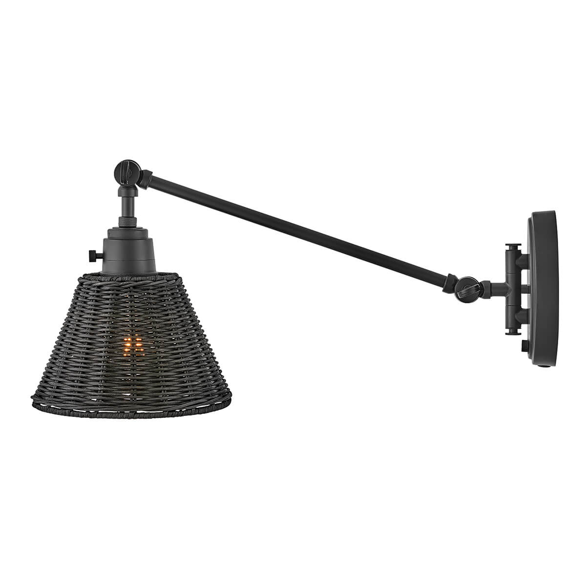 Profil du luminaire révélant le long bras incliné et la fixation murale