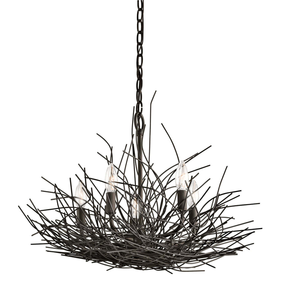 Lustre suspendu noir aux branches métalliques entrelacées formant un nid, cinq ampoules visibles.