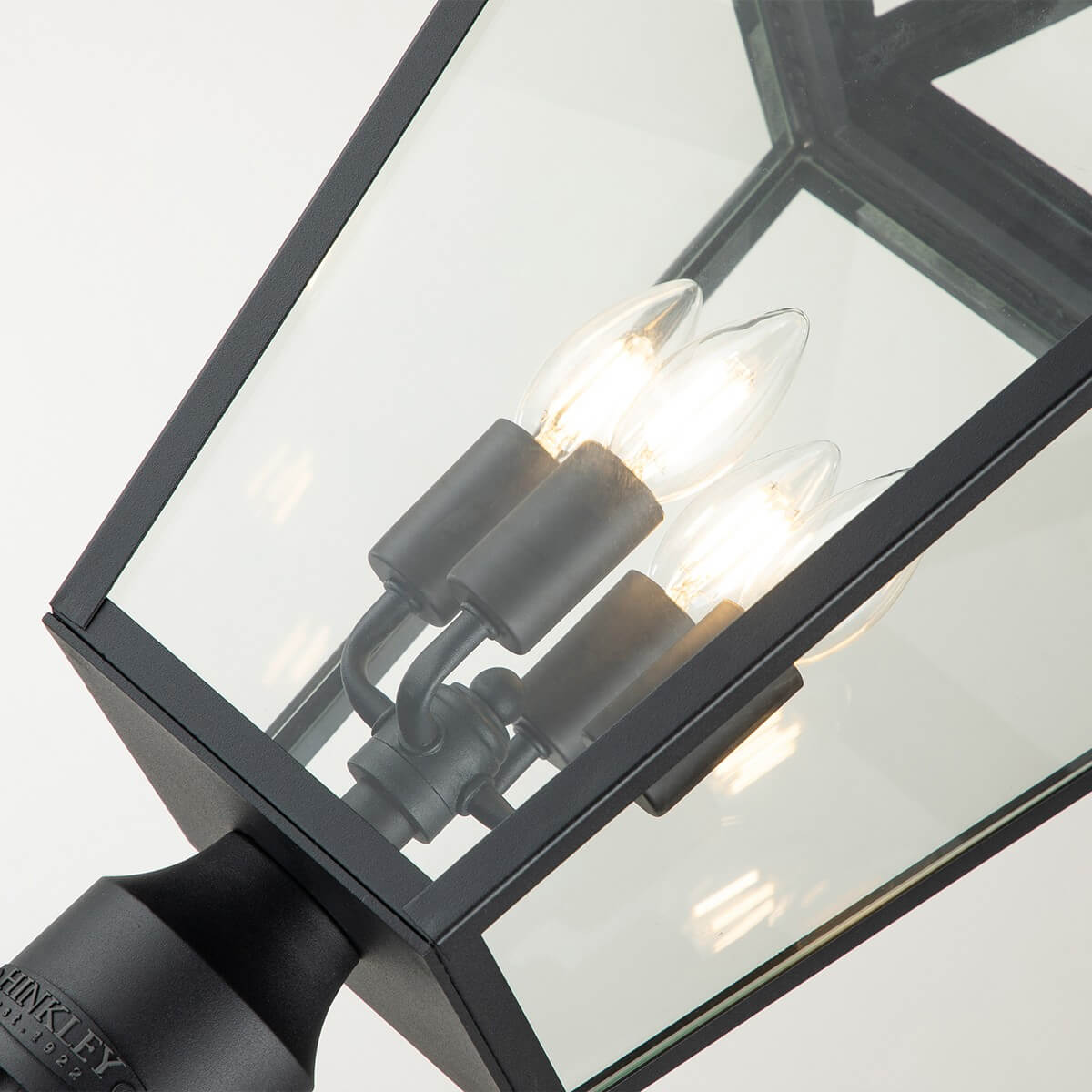 Lampadaire extérieur Alford Place 4 lumières noir et transparent, verre