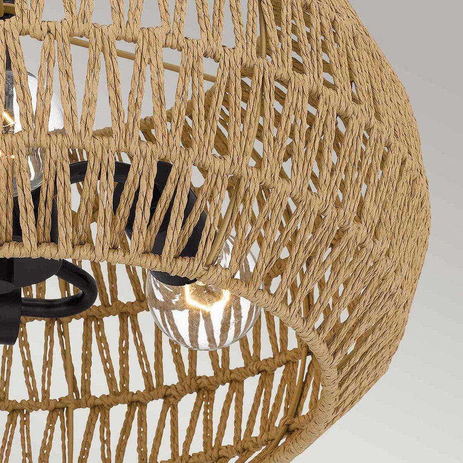 Détail de la corde tressée formant le panier et ampoule ronde en verre