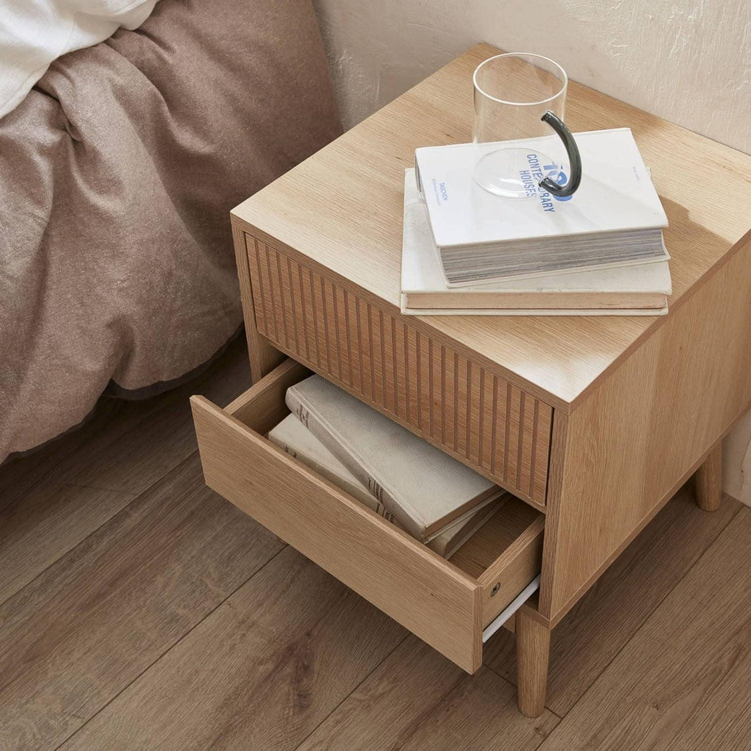 Alice'S Home - Lot De 2 Tables De Chevet Deux Tiroirs. Décor Bois Et Piétement En Pin - Linear | Designix - Amazon    - https://designix.fr/